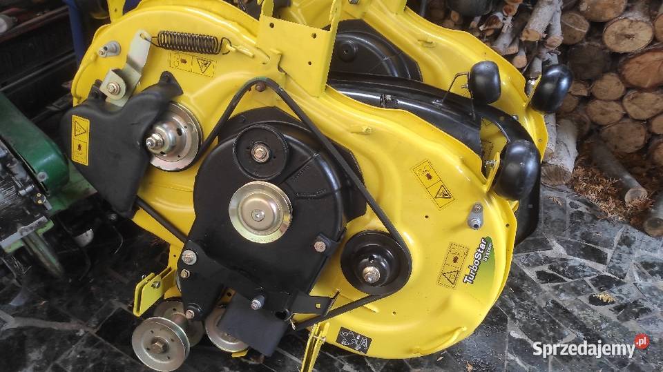 Kosisko agregat tnący John Deere Stiga