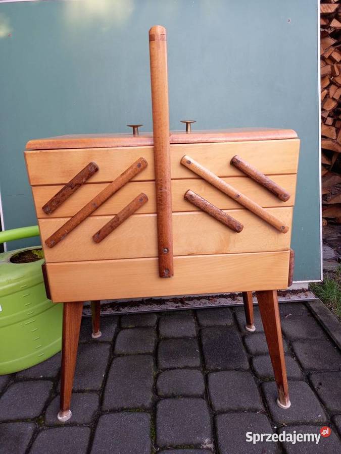 Duży niciak bukowy rozkładany PRL vintage Rawicz