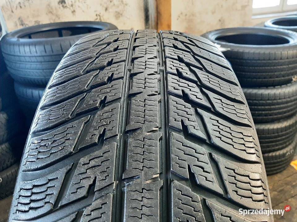 2x Opona UŻYWANA ZIMOWA 23550R19 NOKIAN 169 Zaścianki sprzedam