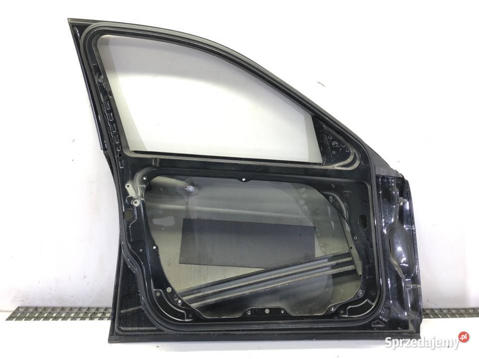 DRZWI LEWY PRZÓD MERCEDES W204 Kombi 0715 podkarpackie