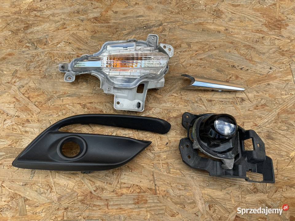 Halogen led drl prawy rh Mazda 3 III lift BM Sieraków