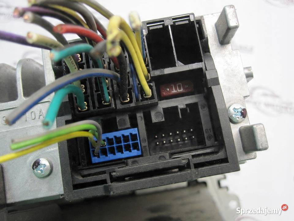 VW CADDY III LIFT 13r radio CD 5K0035156A