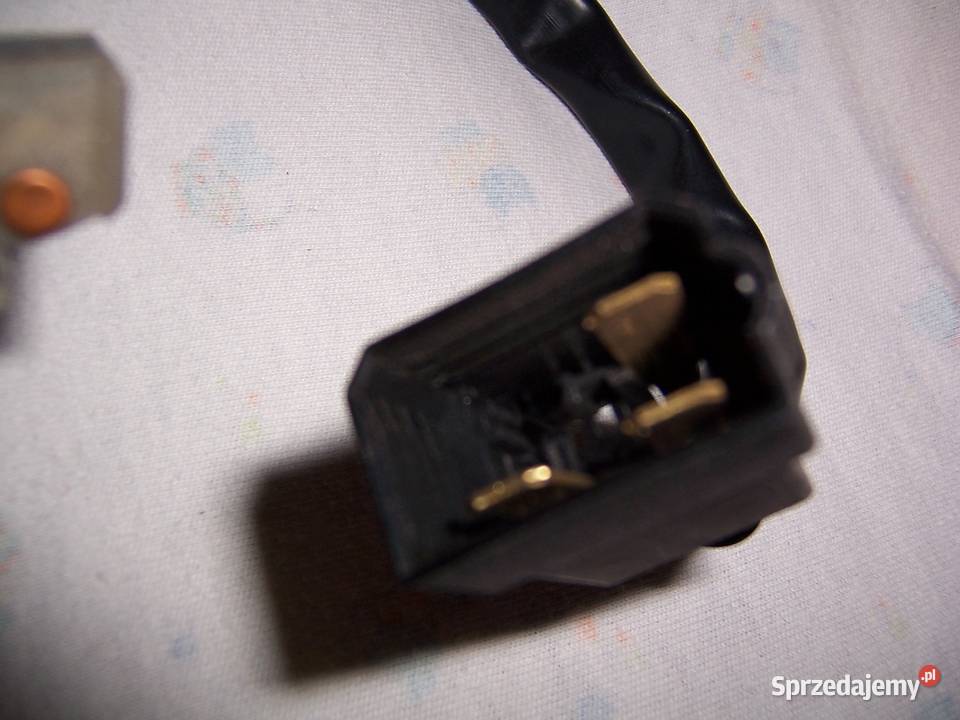 Kostka stacyjki Fiat 126p stary typ