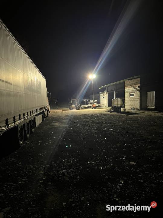 maszt oświetleniowy LED 4 x 160W Atlas Copco sprzedam