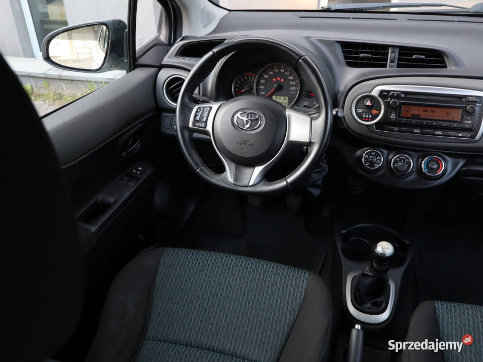 Toyota Yaris 10 VVTi isofix Katowice