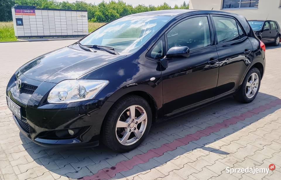 Toyota Auris 16 benzyna Auris Sandomierz sprzedam