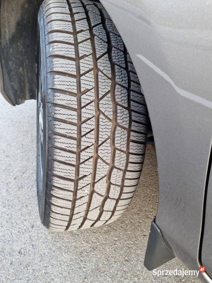 Toyota Yaris Selection 133 Benzyna 99 1329cm3