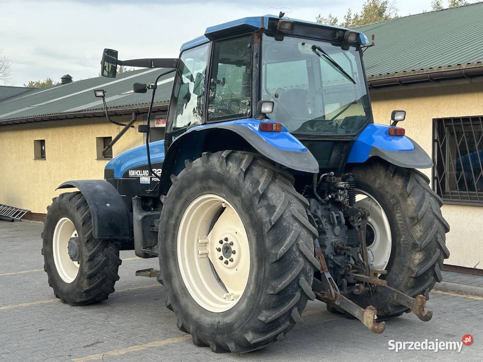 Holland 8260 TM120 TM150 Ford Case Zaczep dolny Laskowiec