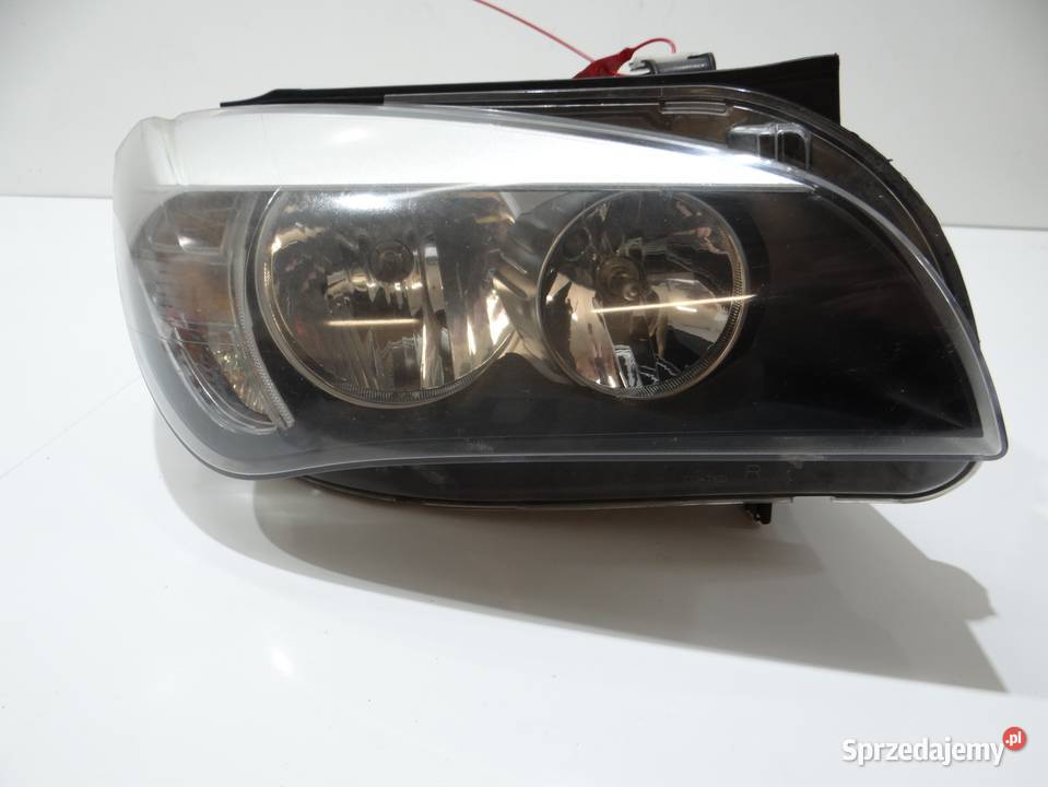 BMW X1 E84 LCI LAMPA PRAWA PRZEDNIA 7290236 Strzyżewice