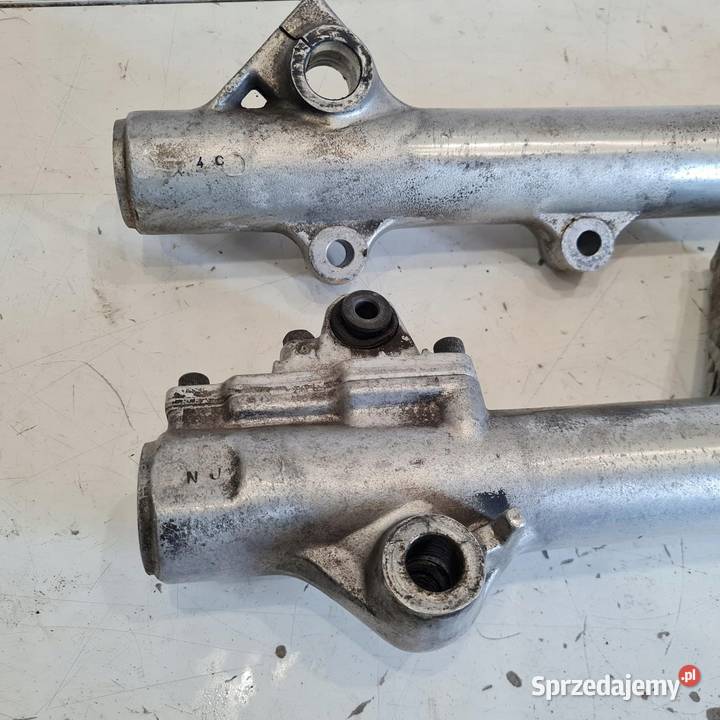 HONDA VF 700 MAGNA RC21E LAGI ZAWIESZENIE PRZÓD Osięciny