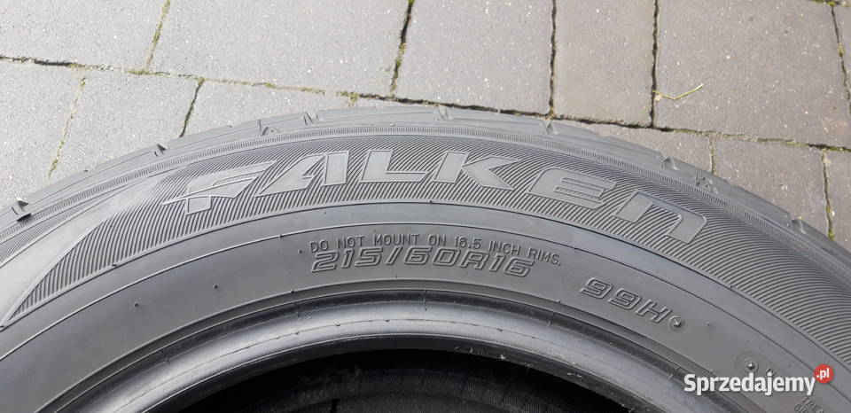 Opona pojedyńcza Falken ziexze914 215 60 r 16 215