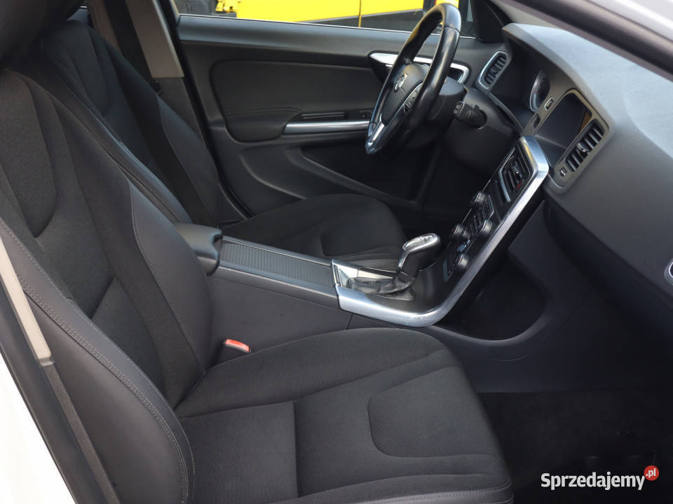 Volvo V60 D4 24 AWD diesel