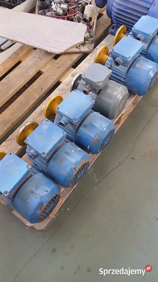 Silnik 3 025kW TYP Sg 716B Pozostałe Skierniewice sprzedam