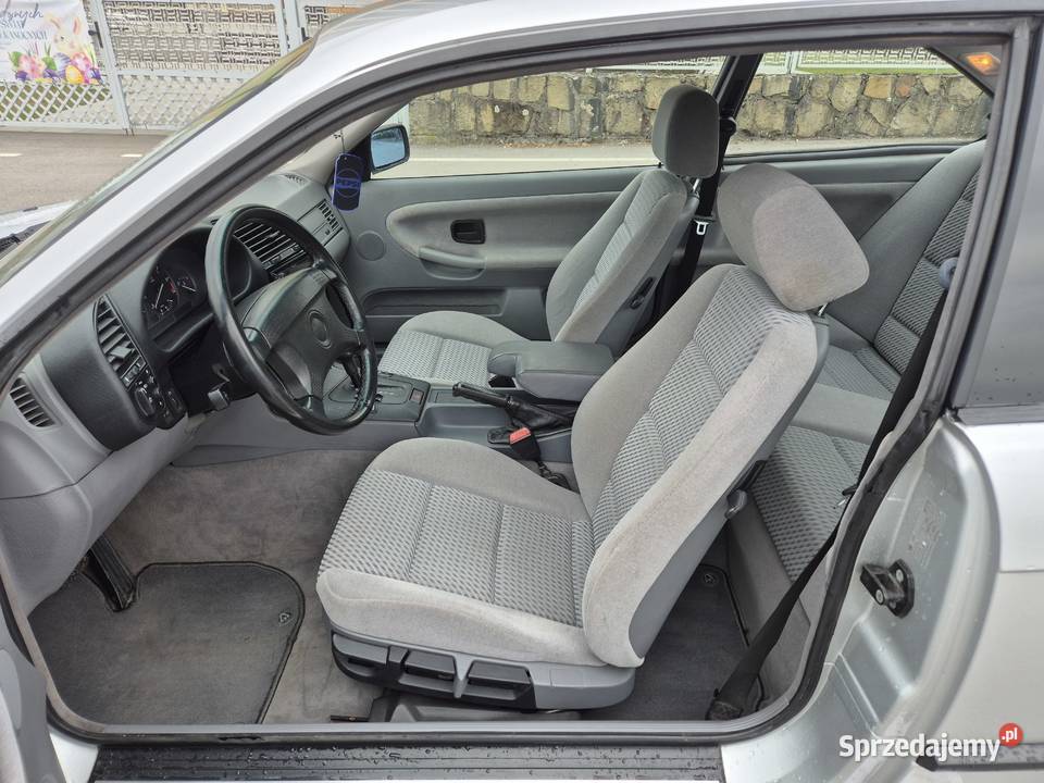 BMW E36 Coupe 325i 192 Stan kolekcjonerski Zarejestrowany w Polsce Seria 3 Bujaków