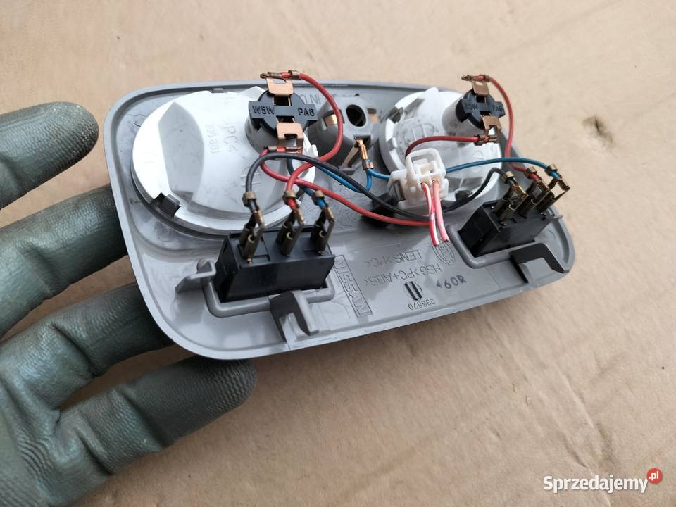 NISSAN PRIMERA P11 LIFT LAMPKA WNĘTRZA Pozostałe Kamień-Kolonia