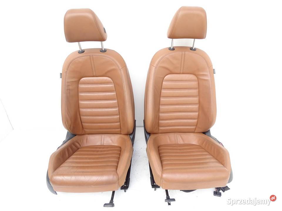 FOTELE KANAPA KOMPLET SKÓRA PODGRZEWANE UK VW