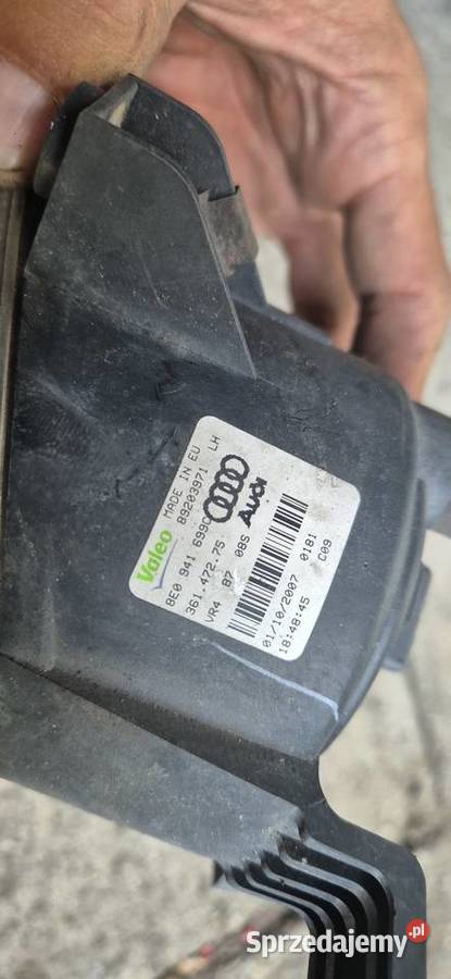 halogen lewy 8e0941699c audi a4b7ramkakploryg Bełchatów sprzedam