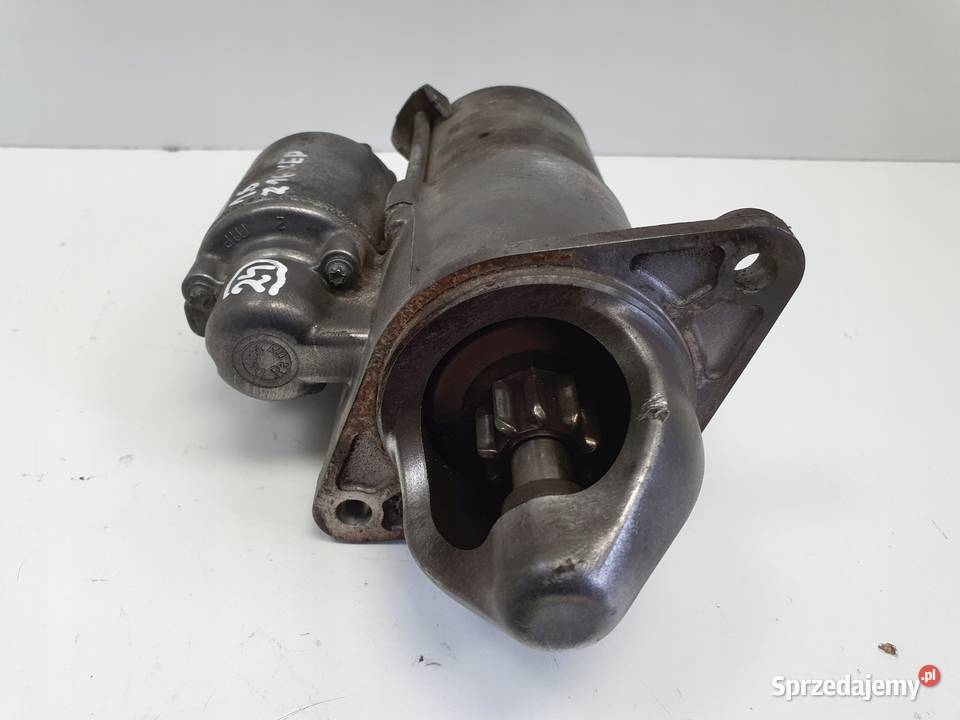 Opel Astra III H 16 16V ROZRUSZNIK 55556092