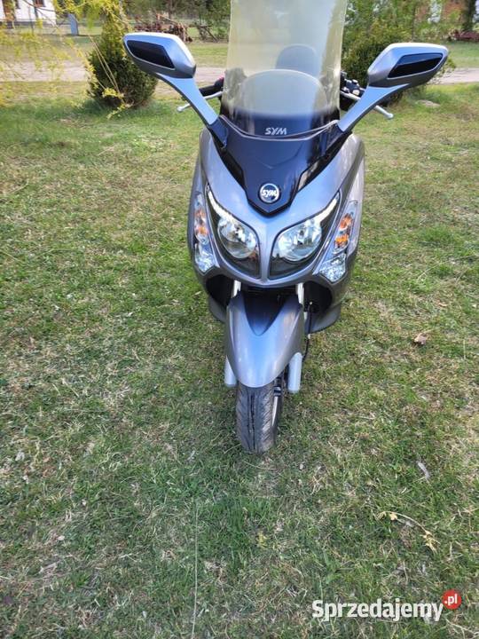 Suzuki Burgman 650 executive Czartajew