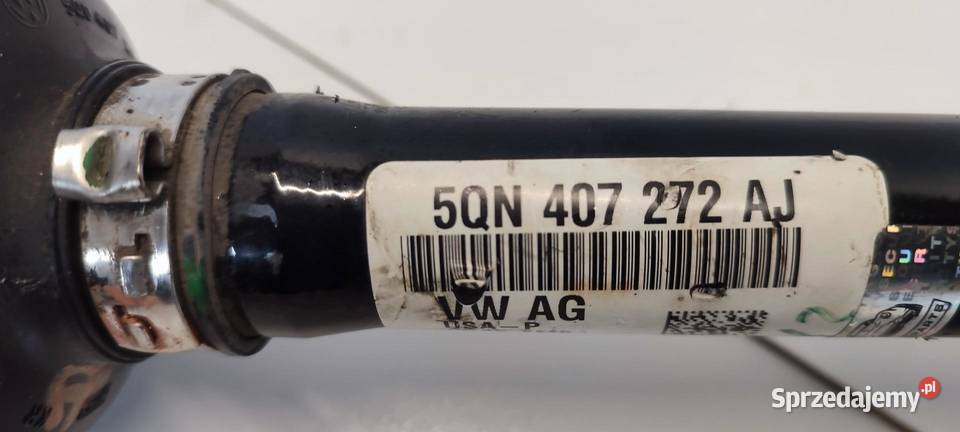 VW TIGUAN II PÓŁOŚ PRAWY PRZÓD 5QN407272AJ