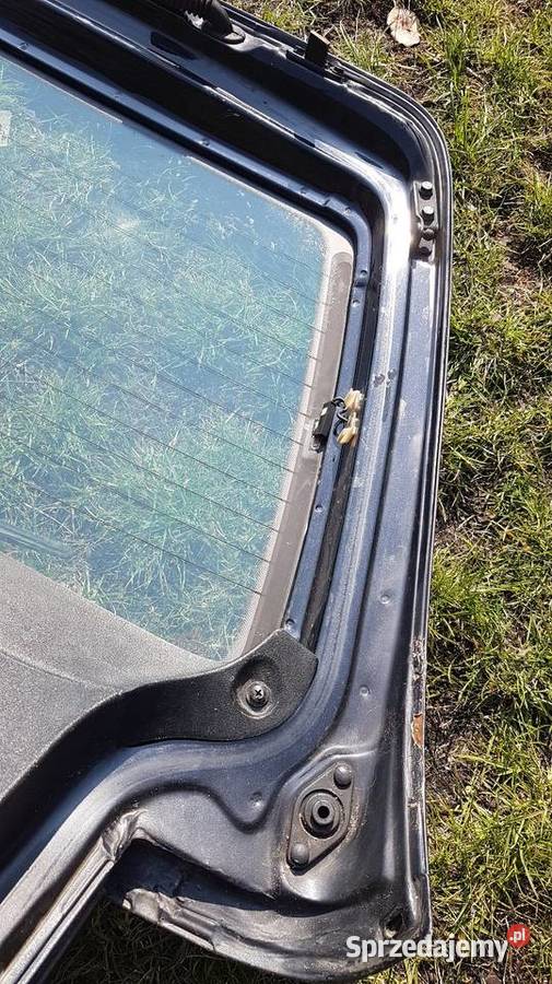 Passat B4 siedzenia drzwi klapa tylna itd