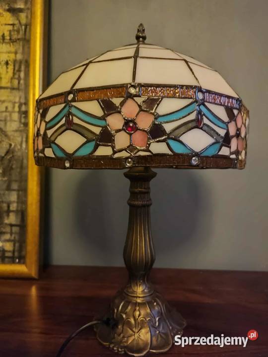 Lampa witrażowa