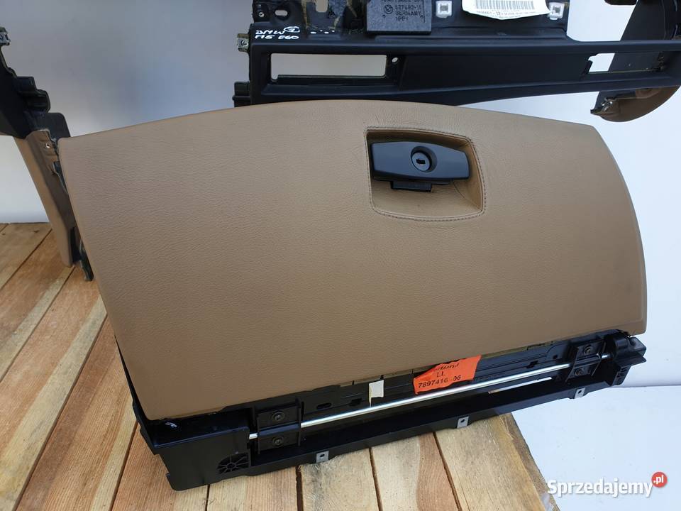 BMW E60 E61 M5 DESKA ROZDZIELCZA KONSOLA SKÓRA