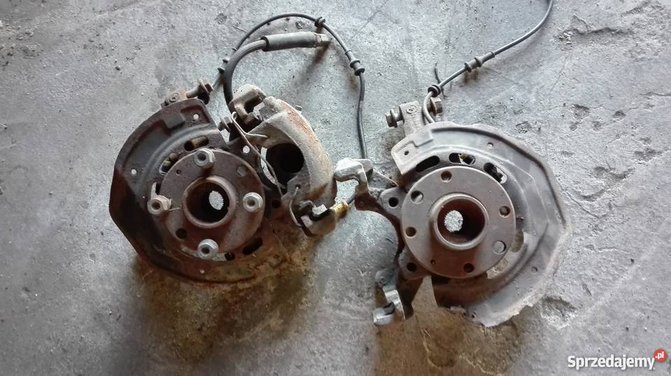 opel vectra b 98r 18 16v piasty przednie z Zbiersk sprzedam