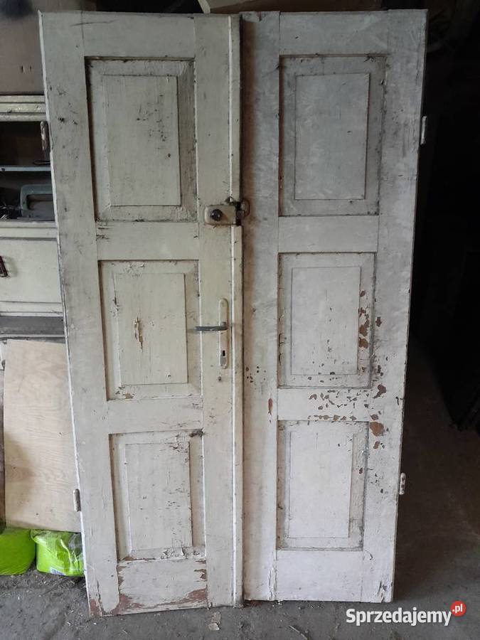 Stare drewniane podwójne drzwi zabytek antyk Dąbrowa Górnicza
