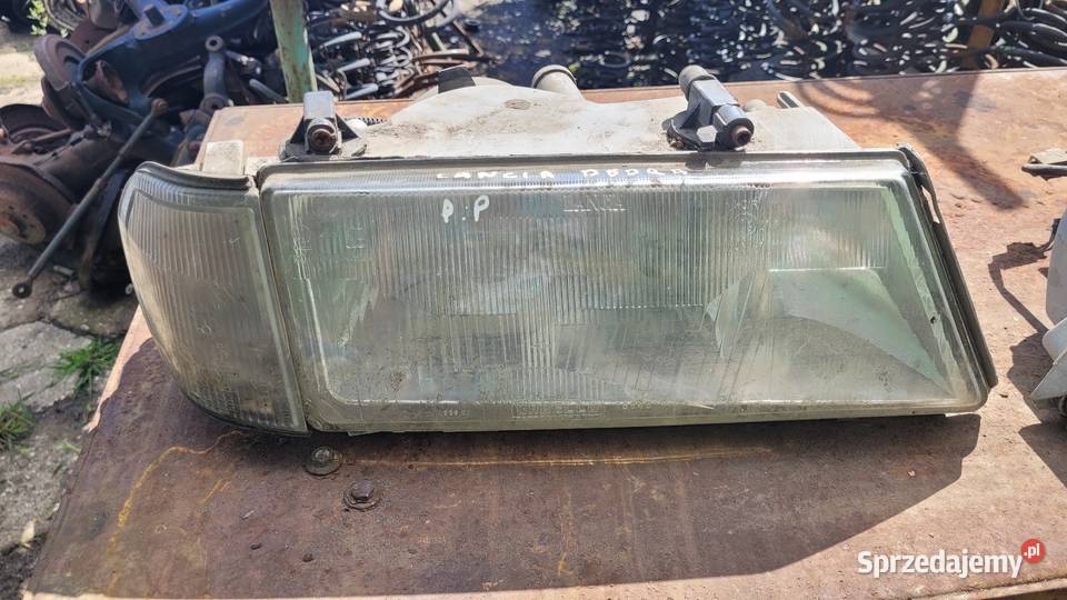 Lampy przód Lancia Dedra osobowe Oświetlenie Łagów