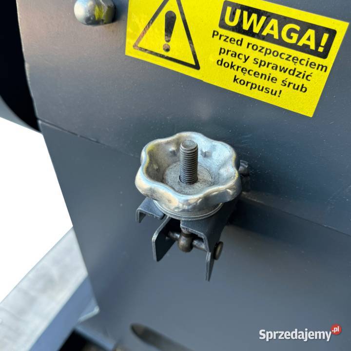 MŁYN BIJAKOWY ROZDRABNIACZ RĘBAK 15kW Trocina