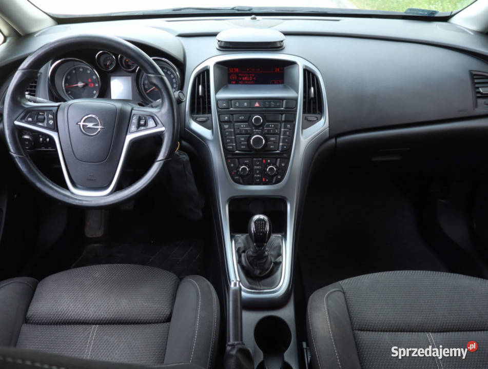 Opel Astra 14 T LPG wspomaganie kierownicy Łódź