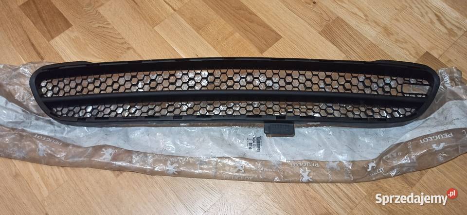 Kratka zderzaka przedniego Peugeot 106 NOWA Zderzaki