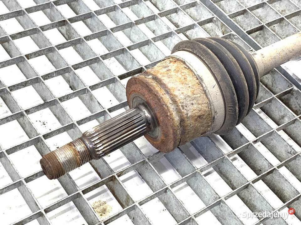 PÓŁOŚ LEWY PRZÓD MITSUBISHI COLT VI 13 95 0212