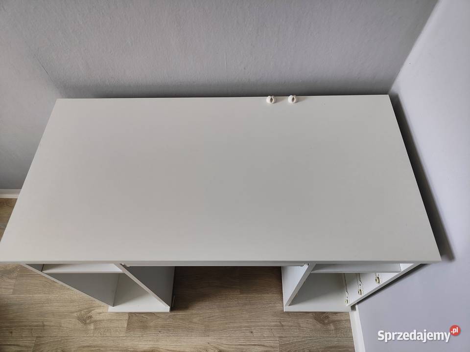 Biurko młodzieżowe białe pod komputer i do nauki Biurka sprzedam