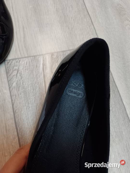 40 ASOS Design Czarne czółenka z Londynu na Kraków