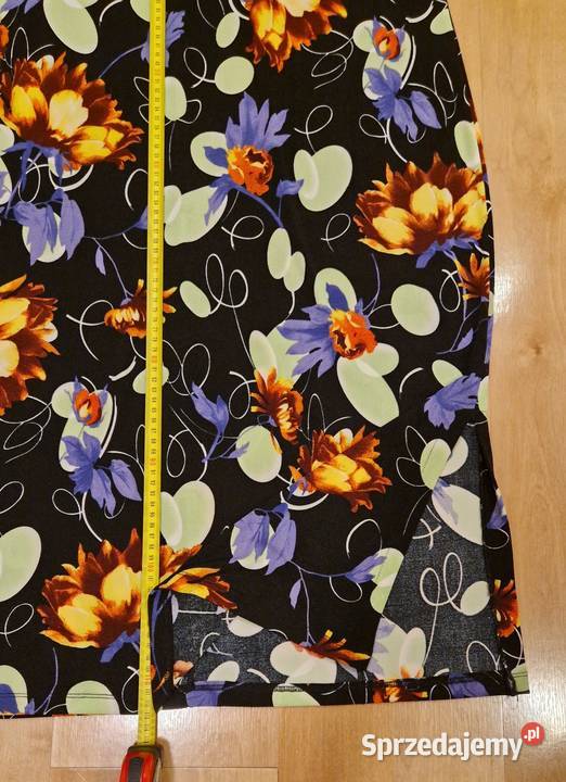 Efektowna sukienka w kwiatowy wzór długa bez Lublin