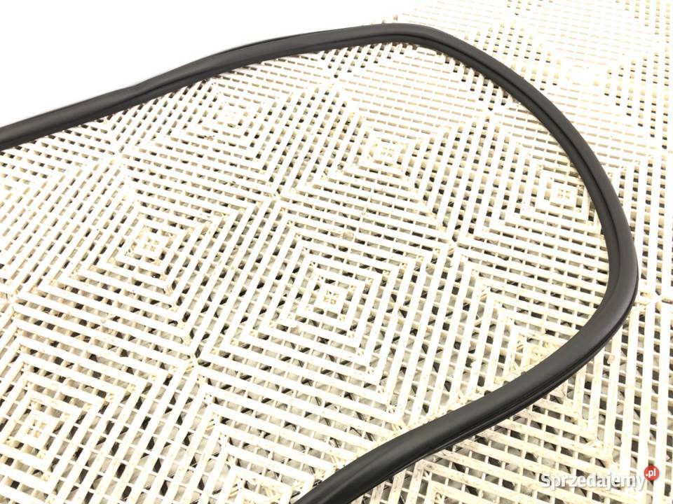 USZCZELKA DRZWI TYŁ PRAWA AUDI A6 C8 Kombi podkarpackie