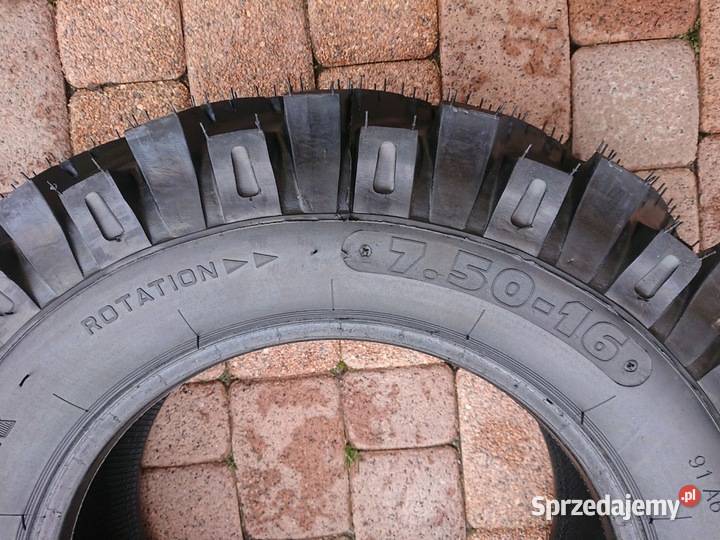 Opony do ciągnika na przód stalowe nie płótniane