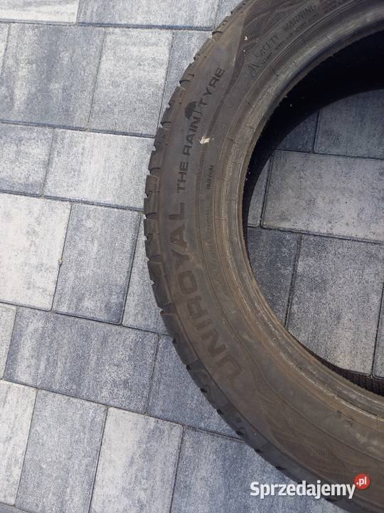 19555 R15 Uniroyal RainSport3 lato lato