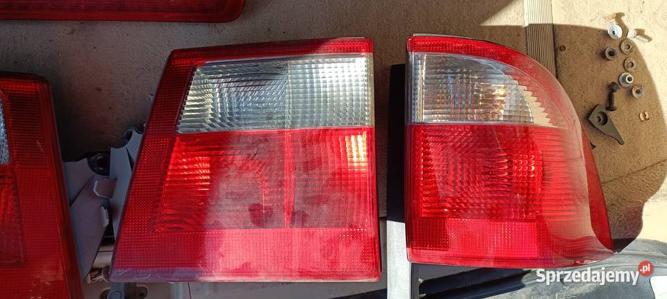 Komplet lamp tylnych Saab 95 FL kombi Biała Podlaska