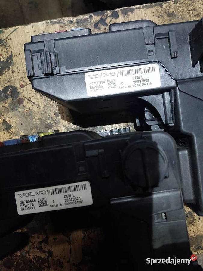 Volvo Moduł Skrzynka bezpieczników osobowe Wąwolnica sprzedam