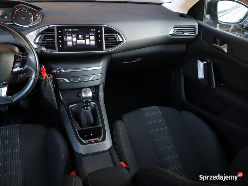 Peugeot 308 12 PureTech Bielany Wrocławskie sprzedam