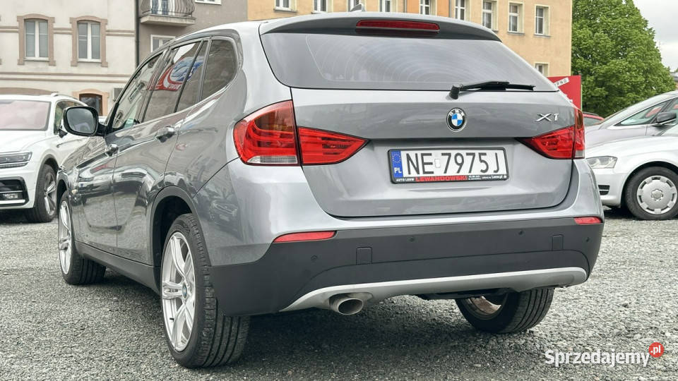 BMW X1 20 Diesel Zarejestrowany Ubezpieczony I aluminiowe felgi sprzedam