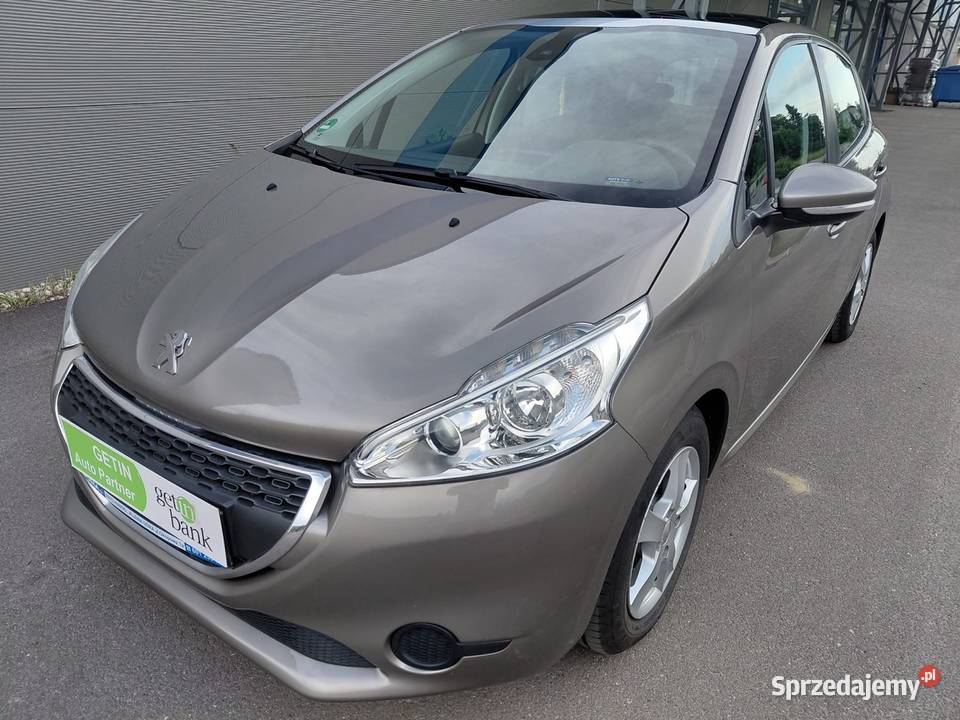 PEUGEOT 208 2014r 12 16V 82 Przeb143 panorama Jelenia Góra