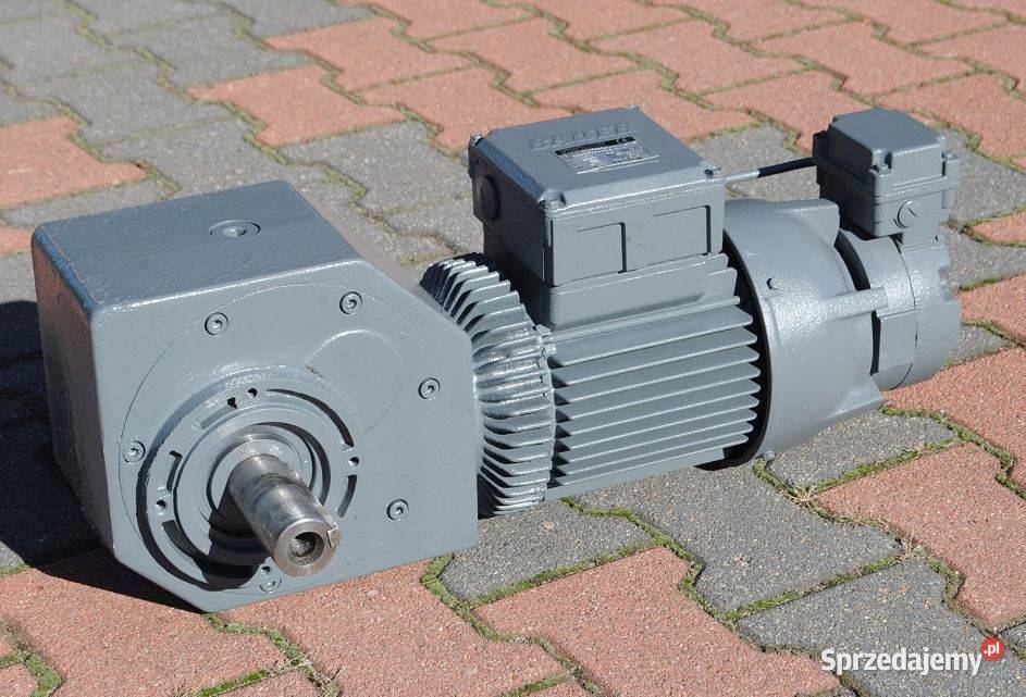 Motoreduktor kątowy 22kw 53obrmin z hamulcem Kargowa