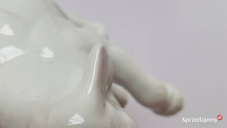 Sygnowana porcelanowa figurka Słonia Słoń Porcelana i szkło