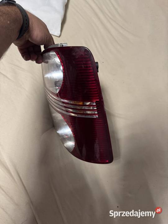 Vw Touran lampa tył prawa strona pasażera wersja Zabrze
