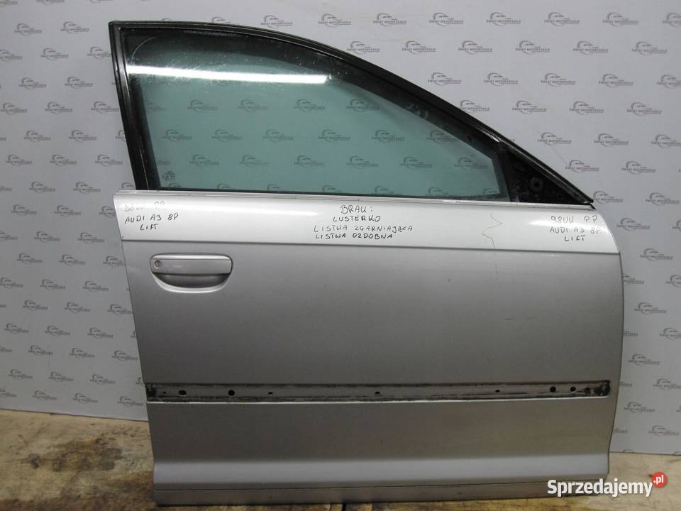 AUDI A3 8PA LIFT 09r drzwi prawe przód świętokrzyskie