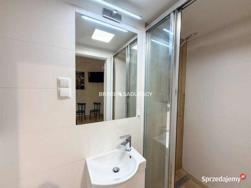 sprzedaży lokalu 221m2 Kraków